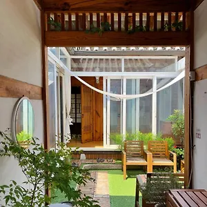 Seoulstory Hanok 3*, Сеул Южная Корея