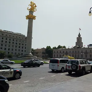 On Sulkhan-saba Roma Апартаменты